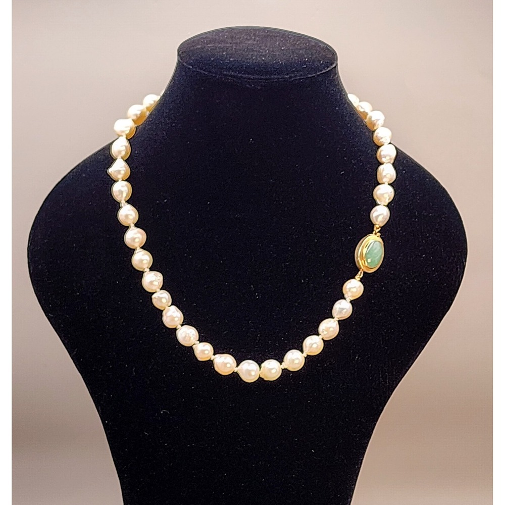 Natural Baroque Pearl necklace 18" 8.8mm Pearls Yellow Gold Jade Clasp HK - Picture 2 of 16